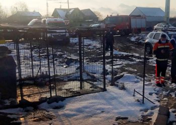 Bradu: Două fete de 17 și 18 ani și un bărbat de 44 de ani au fost găsiți morți