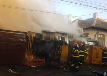 Frizerie în flăcări la Câmpulung!