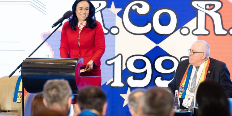 Deputatul Simona Bucura-Oprescu, la reuniunea Asociației Comunelor din România