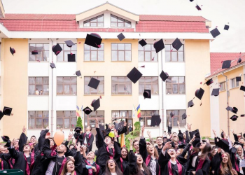 Ziua Absolventului, marcată la Mioveni