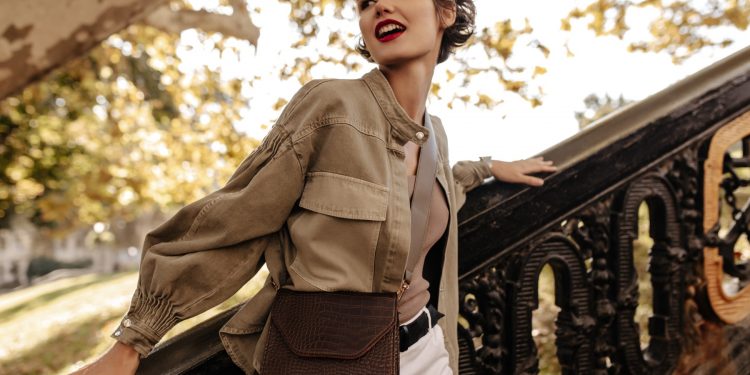 Shopper, poșete sau genți hobo – ce genți de mână de damă sunt la modă în această primăvară?