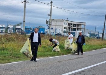 Curățenie generală la Bradu! 