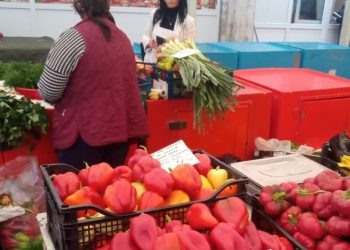 Comercianți din Piața Ceair, amendați de Poliția Locală