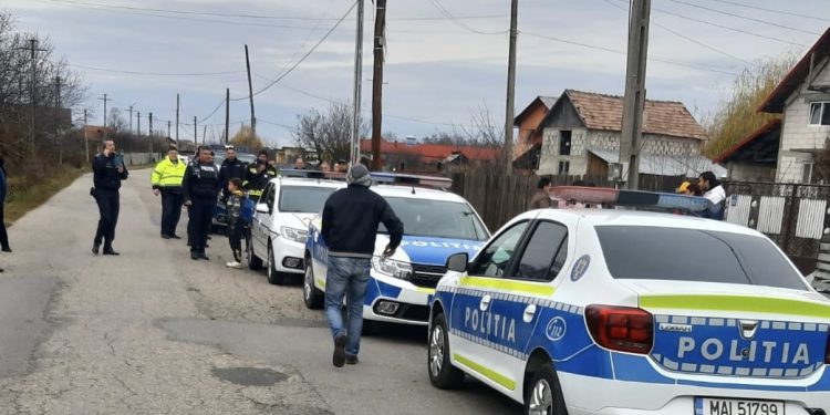 Copilul de 12 ani dat dispărut a fost GĂSIT  –  Copil disparut in Argeș. Daca il vezi, suna la 112!