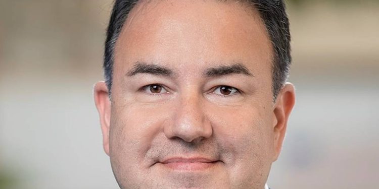 Cristian Nevzoreanu, este numit Director Executiv Afaceri Publice și Comunicare Renault Group România