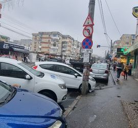 Oprirea interzisă pe Bulevardul 1 Decembrie 1918 din Pitești