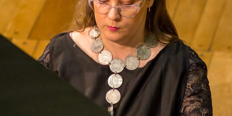 Program integral românesc, la Filarmonica Pitești