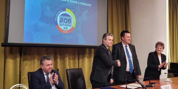 Universitatea din Pitești a semnat contractul de fuziune cu Universitatea Politehnica București