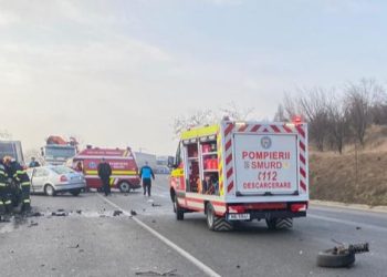 Accident cu patru mașini, la Albota