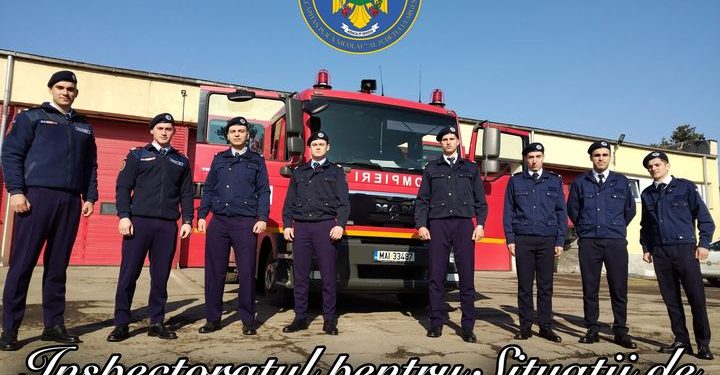 Opt studenți ai Academiei de Poliție „Al. I. Cuza” – Facultatea de Pompieri au început practica la ISU Argeș