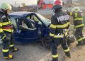 Accident la Stâlpeni. A intrat cu mașina în capul de pod