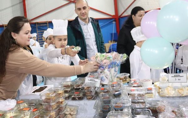 Târg de antreprenoriat pentru elevii din Mioveni