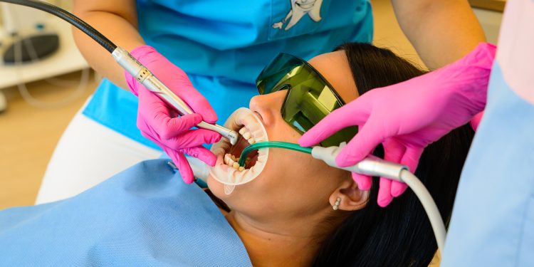 CLINICA DE MEDICINĂ DENTARĂ DR TEO -IGIENIZAREA DENTARĂ