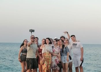 Elevi din Mioveni, la mare!