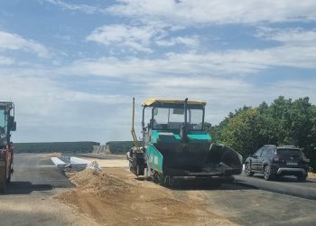 Tronsonul 4 (Oarja – Colonești), al drumului expres Pitești – Craiova, în lungime de 31,82 km, va fi finalizat și dat în circulație anul viitor