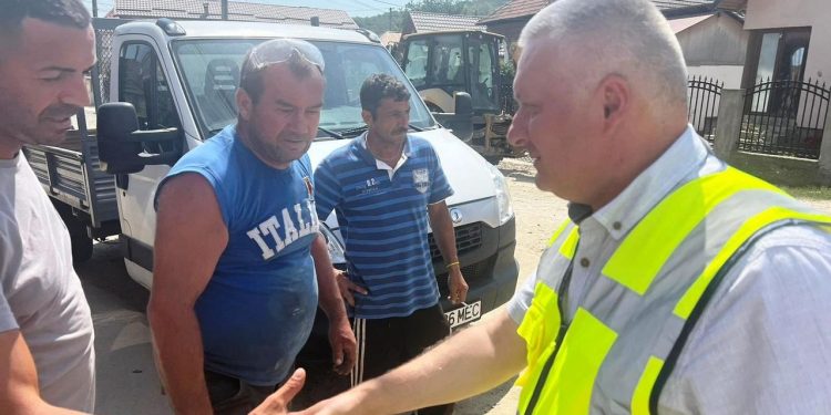 Marius Nicolaescu, vizită pe două șantiere de modernizare a drumurilor