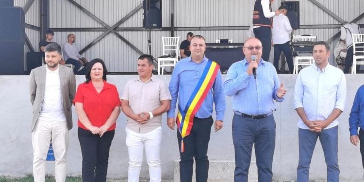 Zi de mare sărbătoare pentru locuitorii comunei Săpata!