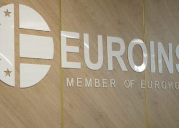 Șoferii pot ieși cu mașina din țară având o poliță Euroins