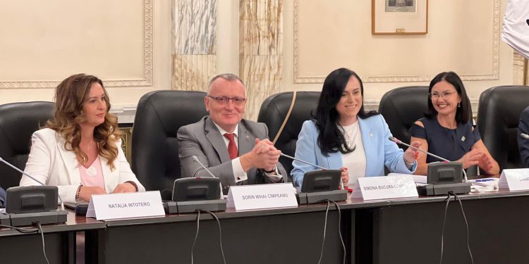 Atelier al leadership-ului feminin francofon la București