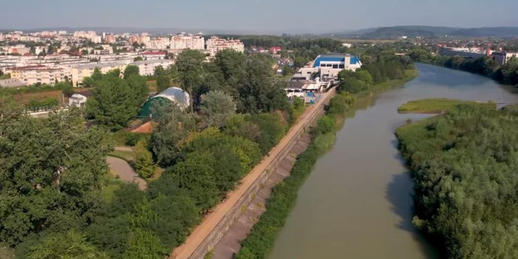 Încep lucrările pentru crearea de piste pentru bicicliști, de-a lungul râului Argeș!