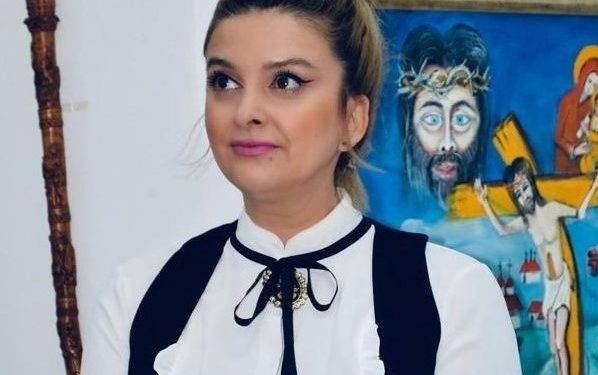 Lorena Toma pune în valoare o casă de la Miroși care a aparținut unui mare artist!