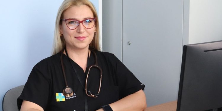 Compartimentul de Primiri Urgențe (CPU) din cadrul Spitalului Orășenesc Mioveni are un nou specialist în Medicină de Urgență