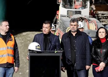 Simona Bucura-Oprescu: Dezvoltăm infrastructura, construim România de mâine!