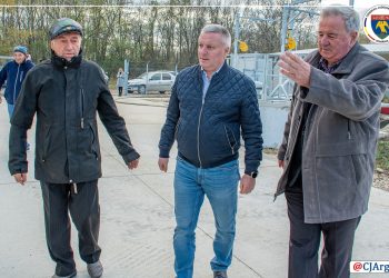 Vicepreședintele Consiliului Județean Argeș, Marius Nicolaescu, a vizitat, împreună cu primarul Liviu Năstase Drumul Județean 702G
