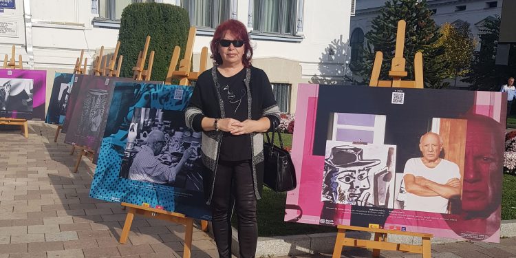 Eny Pavel, la vernisajul expoziției de fotografii „Picasso Intimo”
