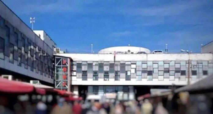 Programul de funcționare al piețelor din Pitești, în mini-vacanța de 1 Decembrie!