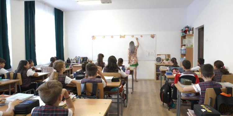 Anunț important privind școlile din Pitești