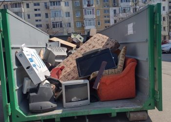 S-a dat startul colectării deșeurilor voluminoase și DEEE, în Pitești! Containerele sunt amplasate în punctele de colectare!