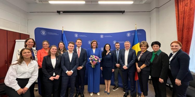 Ministrul Simona Bucura-Oprescu s-a întâlnit cu vicepremierul Regatului Țărilor de Jos, Karien van Gennip
