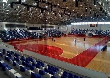 Suprafața de joc a Sălii Sporturilor Mioveni poate fi închiriată