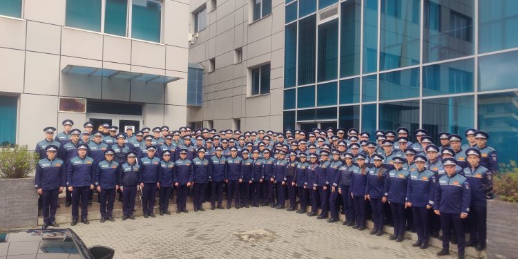 116 elevi învață cum să devină polițiști
