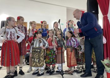 Ion Mînzînă la Stâlpeni: Sunt convins că România va avea viitorul pe care-l merită!