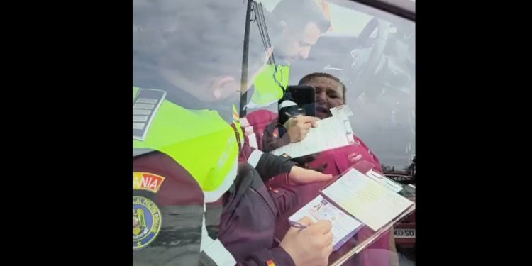Diana Șoșoacă a rămas fără permis de conducere după ce a condus cu o viteză aproape triplă față de cea legală