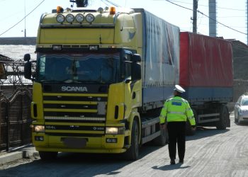 Nerespectarea restricției de tonaj pe drumurile publice – obligație a conducătorilor auto – este sancționată, conform legii!