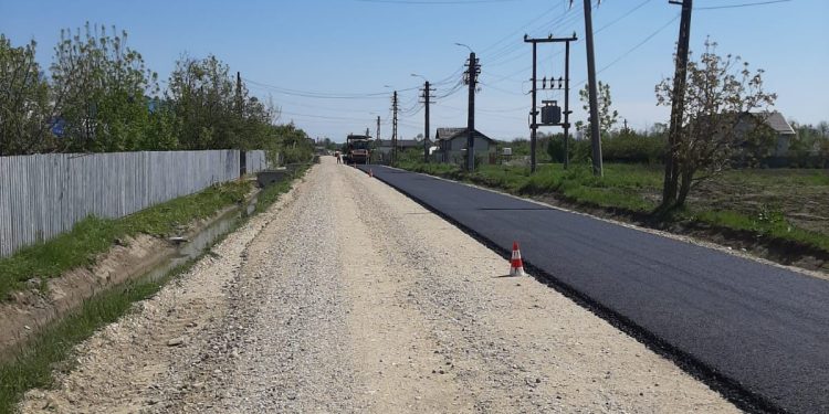 Lucrări de intervenție la la infrastructura rutieră din Argeș