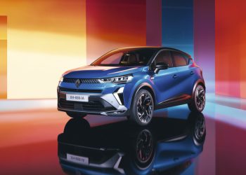 Renault a prezentat Captur facelift, cu un design frontal complet nou pentru marcă