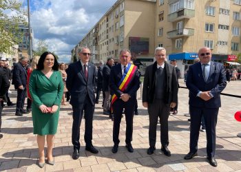 Simona Bucura-Oprescu, ministrul Muncii și Solidarității Sociale, lăudată de ambasadorii care au participat la Simfonia Lalelelor