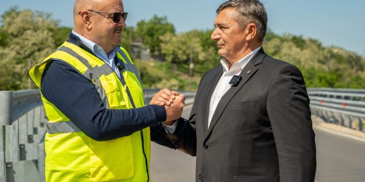 Ion Mînzînă: S-au finalizat lucrările de modernizare a DJ703B Costești – Pădureți