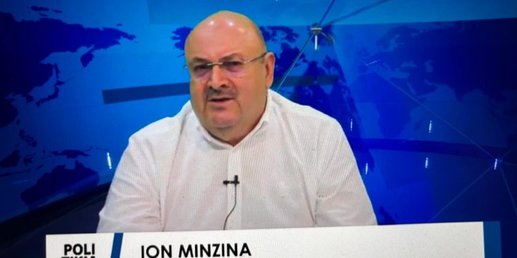 Ion Mînzînă: Voi avea grijă ca fiecare cetățean din județul ăsta să afle despre incompetența și iresponsabilitatea de care dă dovadă acest prefect!
