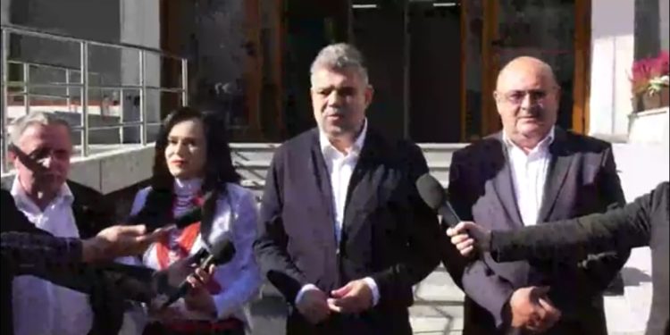 Premierul Marcel Ciolacu :„Pentru uzina Dacia, autostrada Pitești-Sibiu, drumul expres Pitești-Craiova și finalizarea autostrăzii A0 a Capitalei sunt vitale”