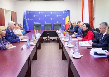 Secretarul de stat german Rolf Schmachtenberg, la întâlnirea bilaterală cu ministrul Simona Bucura-Oprescu: ”Ne dorim să învățăm din experiența României privind reforma sistemului public de pensii!”