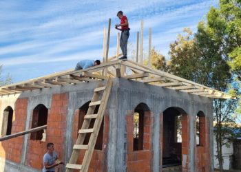 O nouă capelă se ridică în comuna Căteasca