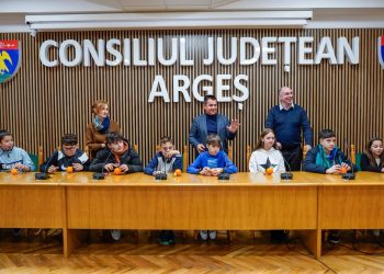 Au sosit primii colindători la Consiliul Județean Argeș!
