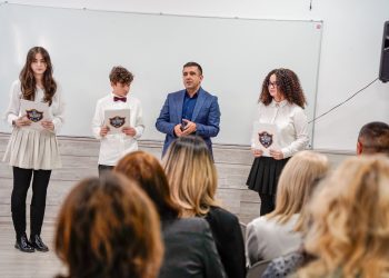 Vicepreședintele Adrian Dumitru Bughiu la manifestările dedicate Zilei Culturii Naționale și Zilei Școlii „Mihai Eminescu”