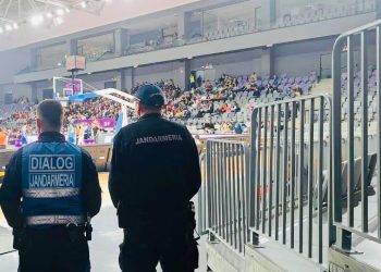 Jandarmii argeșeni asigură măsuri de ordine publică la meciul de baschet masculin la Sala Polivalentă – Pitești Arena