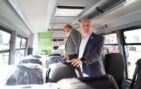 Noi microbuze școlare în Argeș